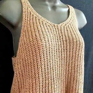 Woman’s Moon & Madison Knitted Sweater Tank Top V Neck
